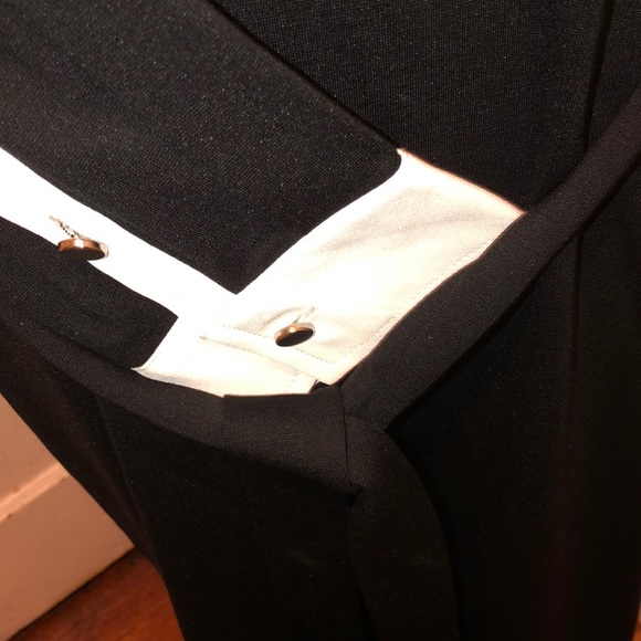 Avenue - Picture 3 of 4